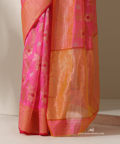 Pink_Handloom_Pure_Silk_Chanderi_Donaliya_Saree_With_Allover_Floral_Jaal_In_Gold_Silver_WeaverStory_04