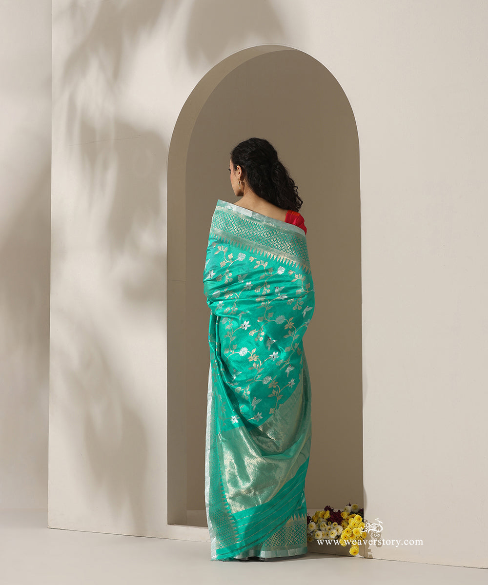 Turquoise_Handloom_Pure_Silk_Chanderi_Donaliya_Saree_With_Allover_Floral_Jaal_WeaverStory_03