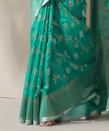 Turquoise_Handloom_Pure_Silk_Chanderi_Donaliya_Saree_With_Allover_Floral_Jaal_WeaverStory_04