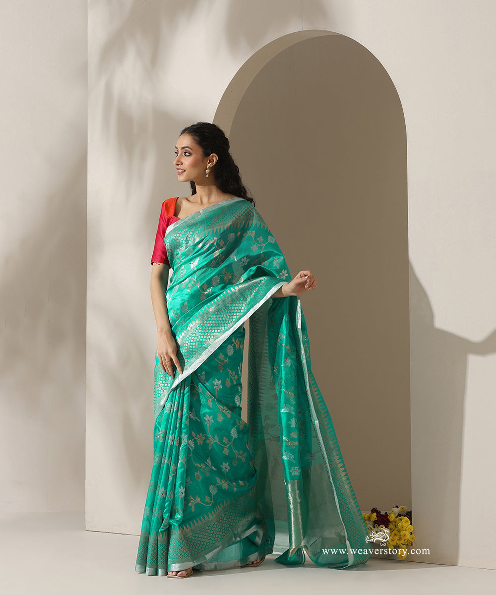 Turquoise_Handloom_Pure_Silk_Chanderi_Donaliya_Saree_With_Allover_Floral_Jaal_WeaverStory_01