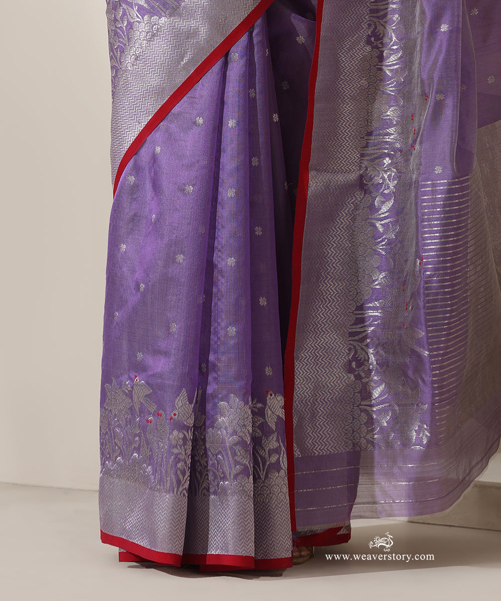 Lavender_Handloom_Pure_Silk_Chanderi_Eknaliya_Saree_With_Red_Meena_Small_Booti_And_Sikhargah_Border_Red_Selvedge_WeaverStory_04