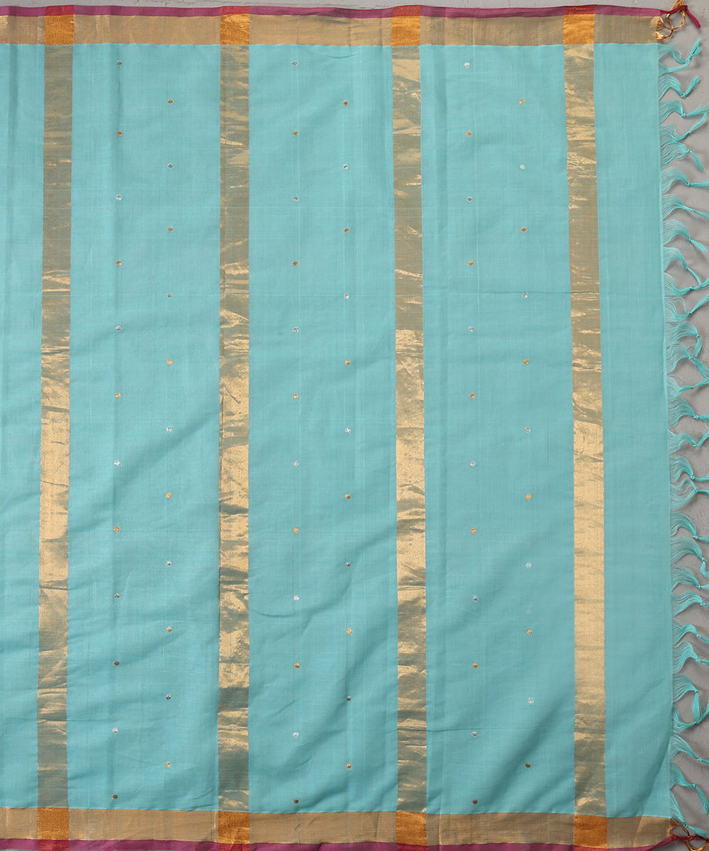 Aqua_Green_Handloom_Pure_Cotton_Venkatagiri_Small_Booti_Saree_With_Gold_Border_And_Pink_Selvedge_WeaverStory_03
