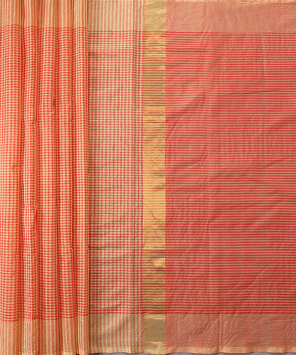 Beige_And_Peach_Handloom_Pure_Cotton_Venkatagiri_Zari_Small_Checkered_Saree_WeaverStory_02