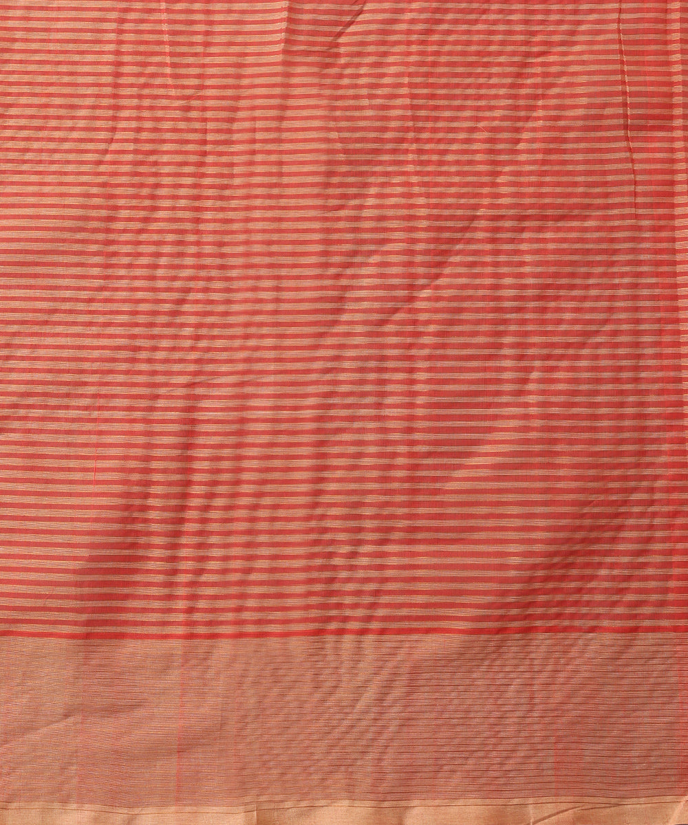 Beige_And_Peach_Handloom_Pure_Cotton_Venkatagiri_Zari_Small_Checkered_Saree_WeaverStory_04