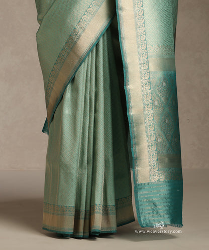 Ice_Blue_Handloom_Pure_Katan_Silk_Banasari_Kimkhab_Saree_With_Zari_Border_And_Pallu_WeaverStory_04