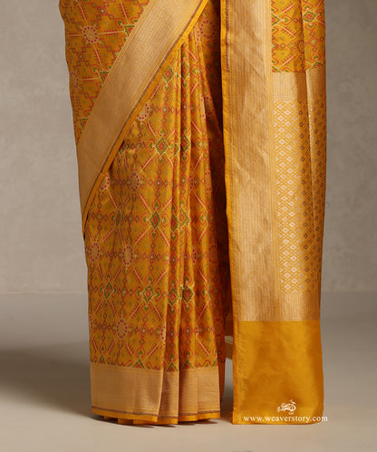 Yellow_Handloom_Pure_Katan_Silk_Saree_Banarasi_Patola_Saree_With_Cutwork_WeaverStory_04