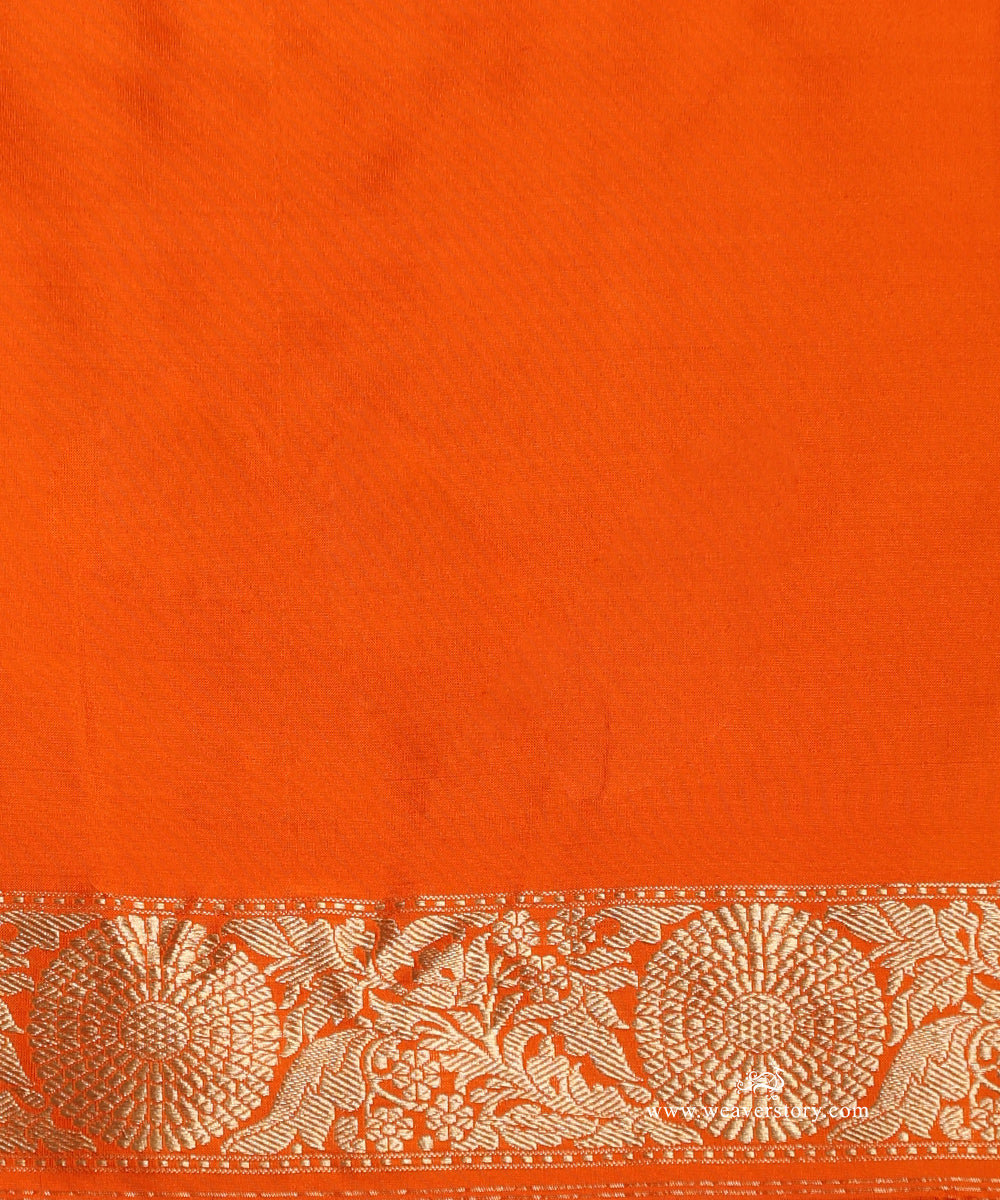 Orange_Handloom_Pure_Katan_Silk_Kadhwa_Banarasi_Saree_With_Sona_Rupa_Shirkargah_Jaal_WeaverStory_05
