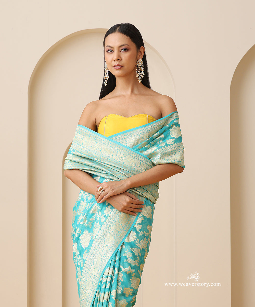 Turquoise_Handloom_Pure_Georgette_Banarasi_Cutwork_Saree_With_Allover_Rose_Jaal_WeaverStory_02