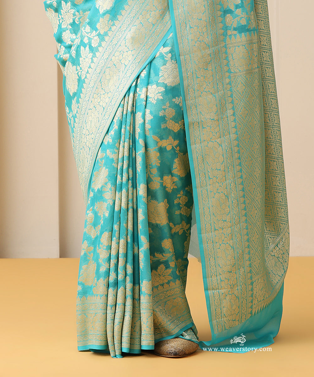 Turquoise_Handloom_Pure_Georgette_Banarasi_Cutwork_Saree_With_Allover_Rose_Jaal_WeaverStory_04