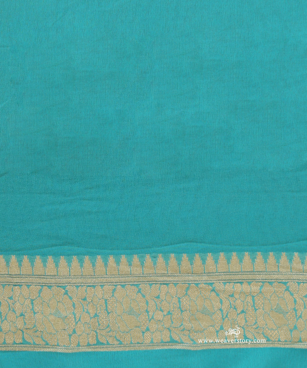 Turquoise_Handloom_Pure_Georgette_Banarasi_Cutwork_Saree_With_Allover_Rose_Jaal_WeaverStory_05