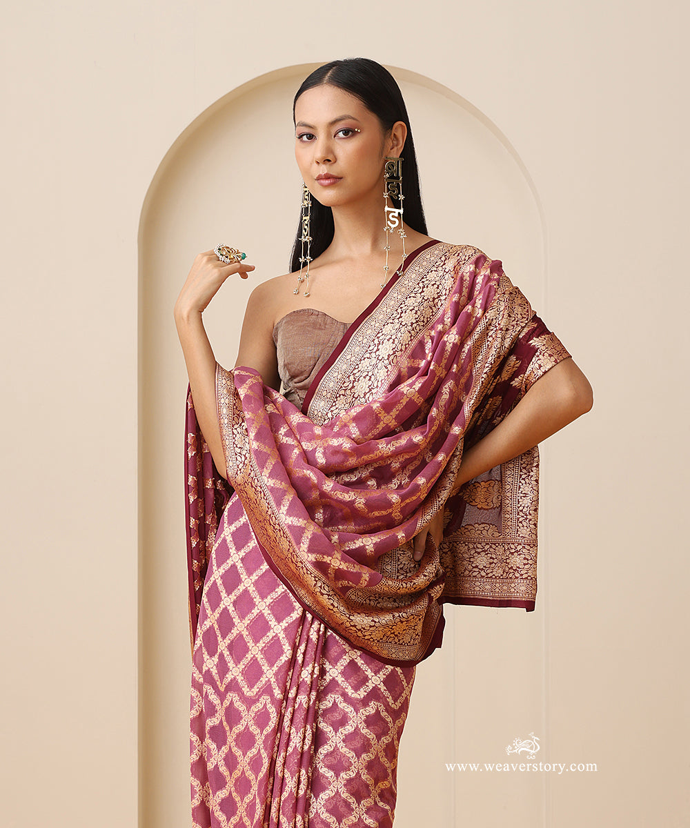 Onion_Pink_Handloom_Pure_Georgette_Banarasi_Cutwork_Saree_With_Wine_Contrast_Border_WeaverStory_02