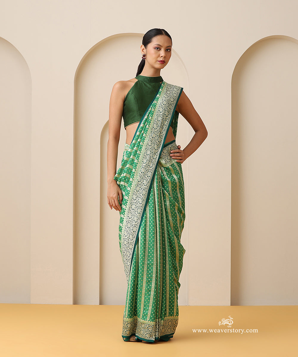 Green_Handloom_Pure_Georgette_Banarasi_Saree_With_Dark_Green_Contrast_Border_WeaverStory_01