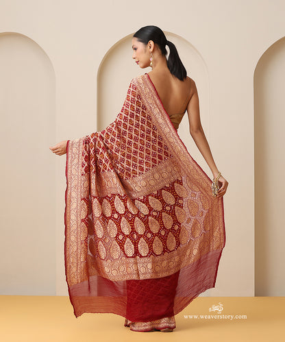 Red_Handloom_Pure_Georgette_Banarasi_Bandhej_Saree_With_Zari_Border_And_Floral_Pallu_WeaverStory_03