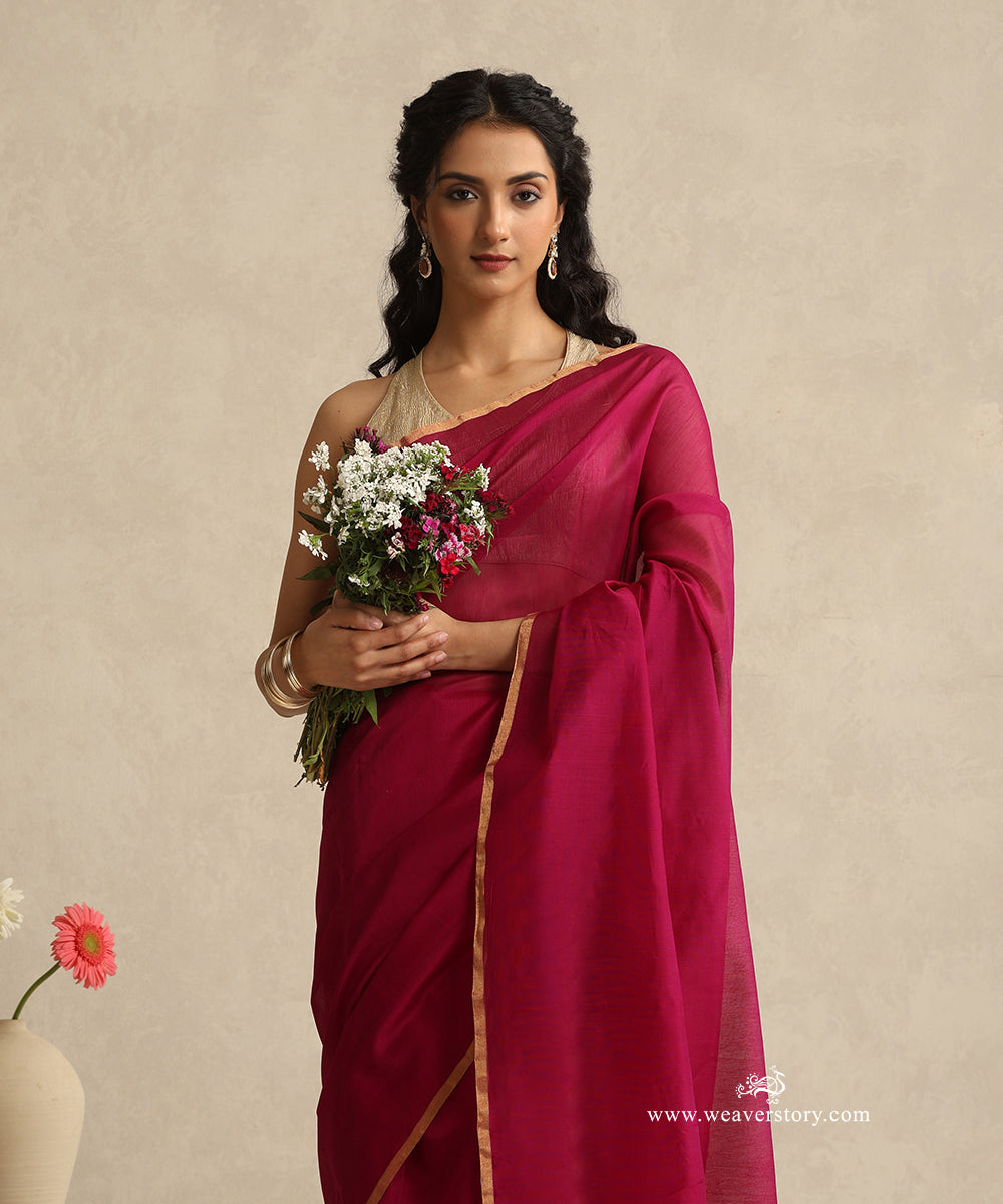 Plum_Handloom_Plain_Eknaliya_Chanderi_Saree_With_Gold_Selvedge_WeaverStory_02