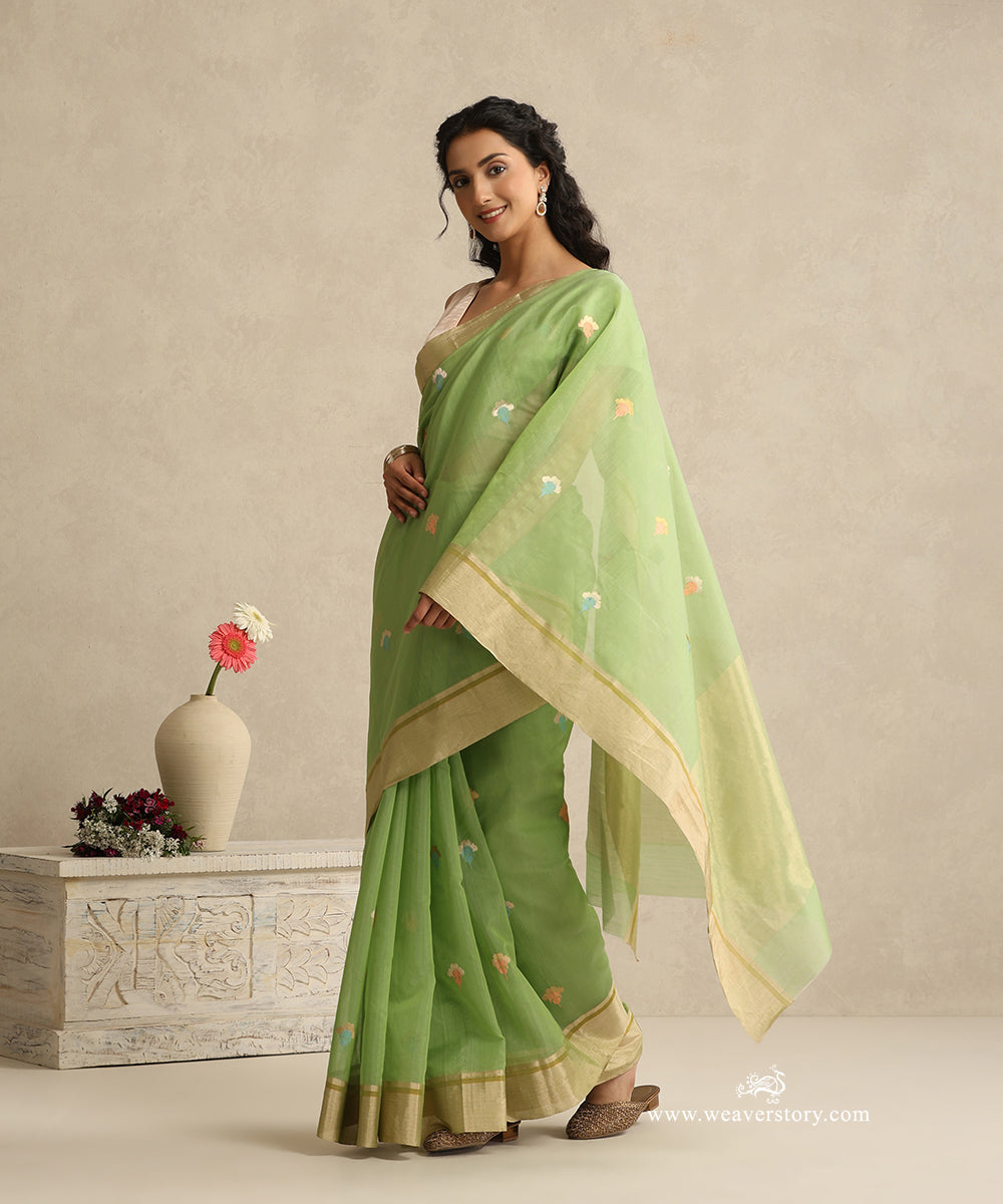 Lime_Green_Handloom_Cotton_Silk_Eknaliya_Chanderi_Saree_With_Eknaliya_Meena_Floral_Booti_And_Golden_Border_WeaverStory_01