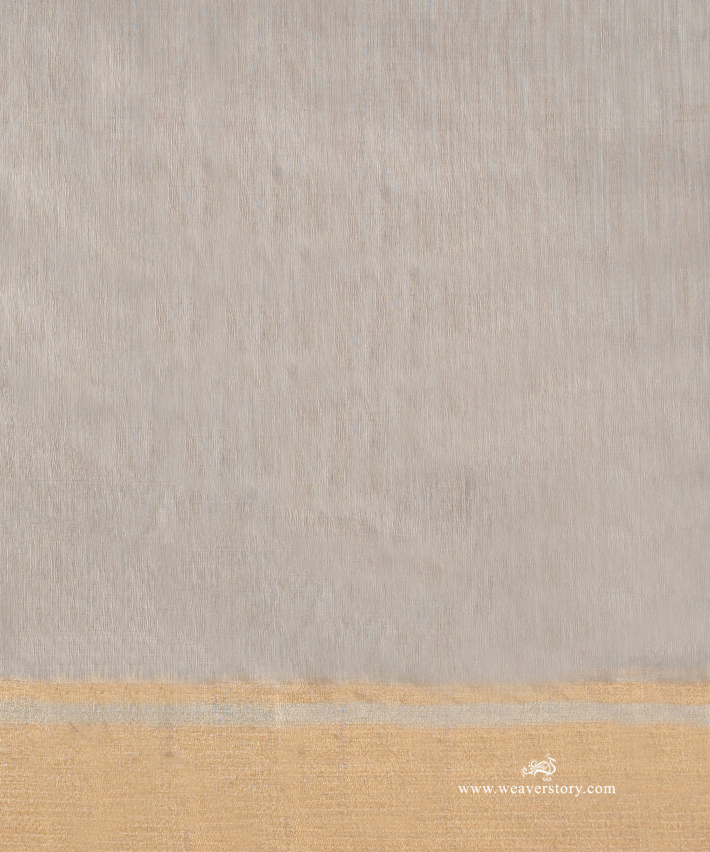 Light_Grey_Handloom_Cotton_Silk_Eknaliya_Chanderi_Saree_With_Lotus_Meena_Flower_Booti_WeaverStory_05