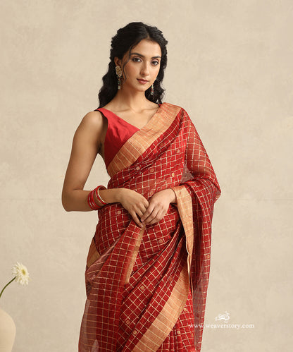 Maroon_Handloom_Silk_Eknaliya_Chanderi_Saree_With_Small_Zari_Lines_And_Gold_Big_Zari_Border_WeaverStory_02