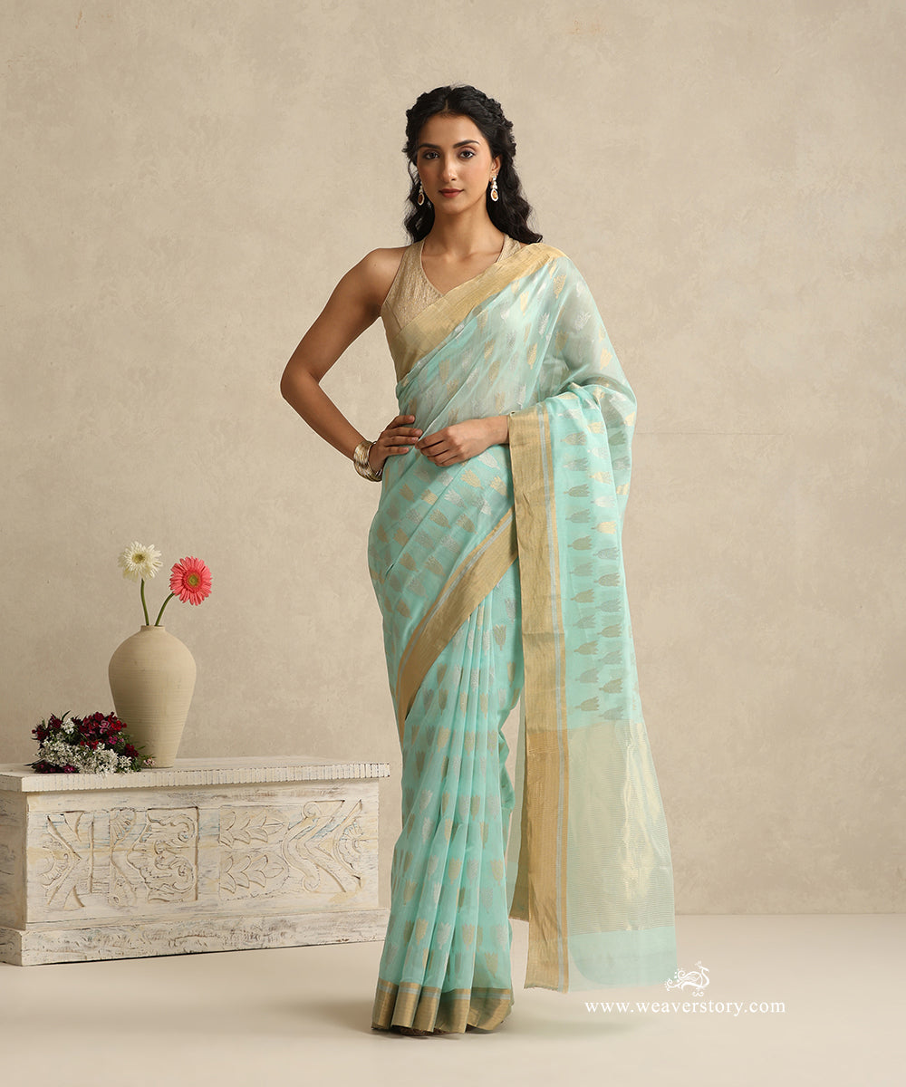 Soft_Aqua_Handloom_Cotton_Silk_Donaliya_Chanderi_Saree_With_Allover_Gold_Silver_Mogra_Booti_WeaverStory_01