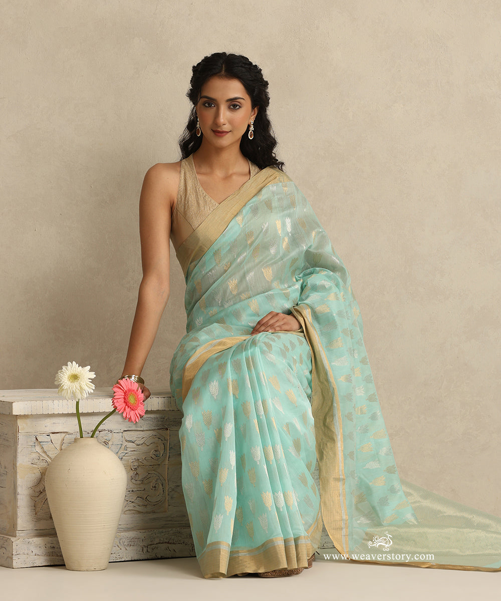 Soft_Aqua_Handloom_Cotton_Silk_Donaliya_Chanderi_Saree_With_Allover_Gold_Silver_Mogra_Booti_WeaverStory_02