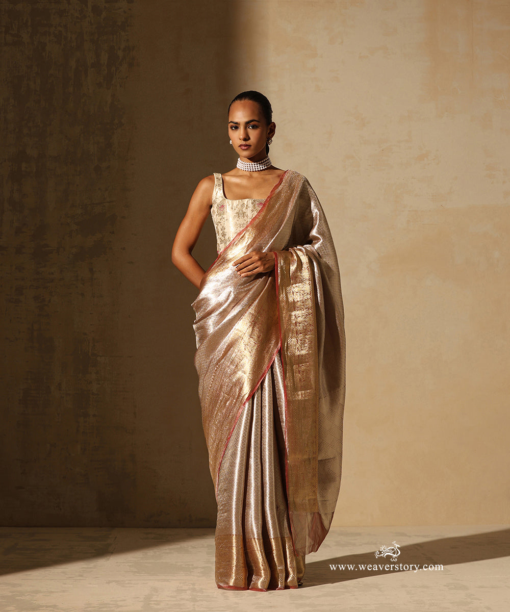 Soft Pink And Gold Handloom Pure Silk Tissue Tanchoi Banarasi Saree With Red Selvedge