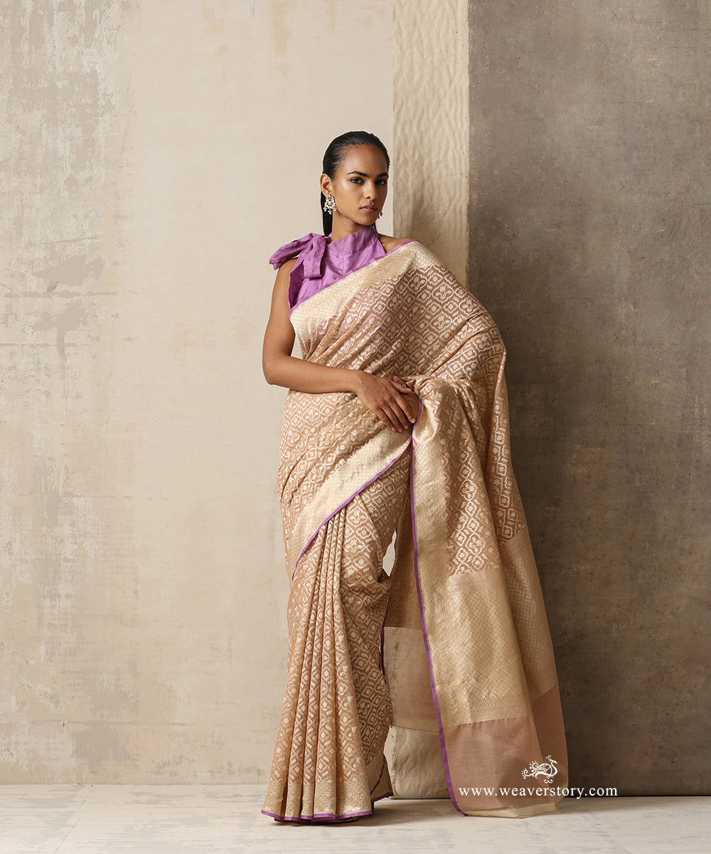 Beige Handloom Pure Kora Cotton Kadhwa Banarasi Saree With Purple Selvedge
