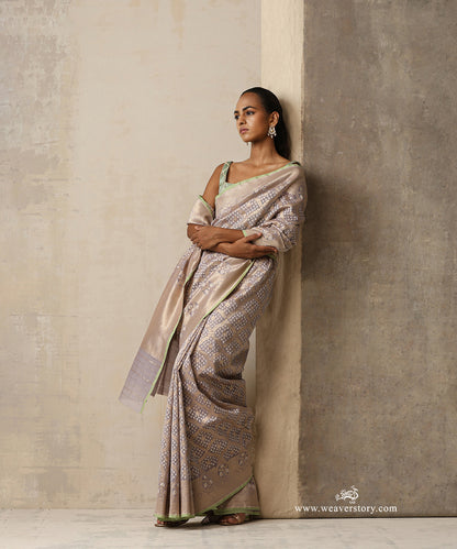 Grey Handloom Pure Kora Cotton Kadhwa Banarasi Saree With Allover Floral Jaal And Green Selvedge