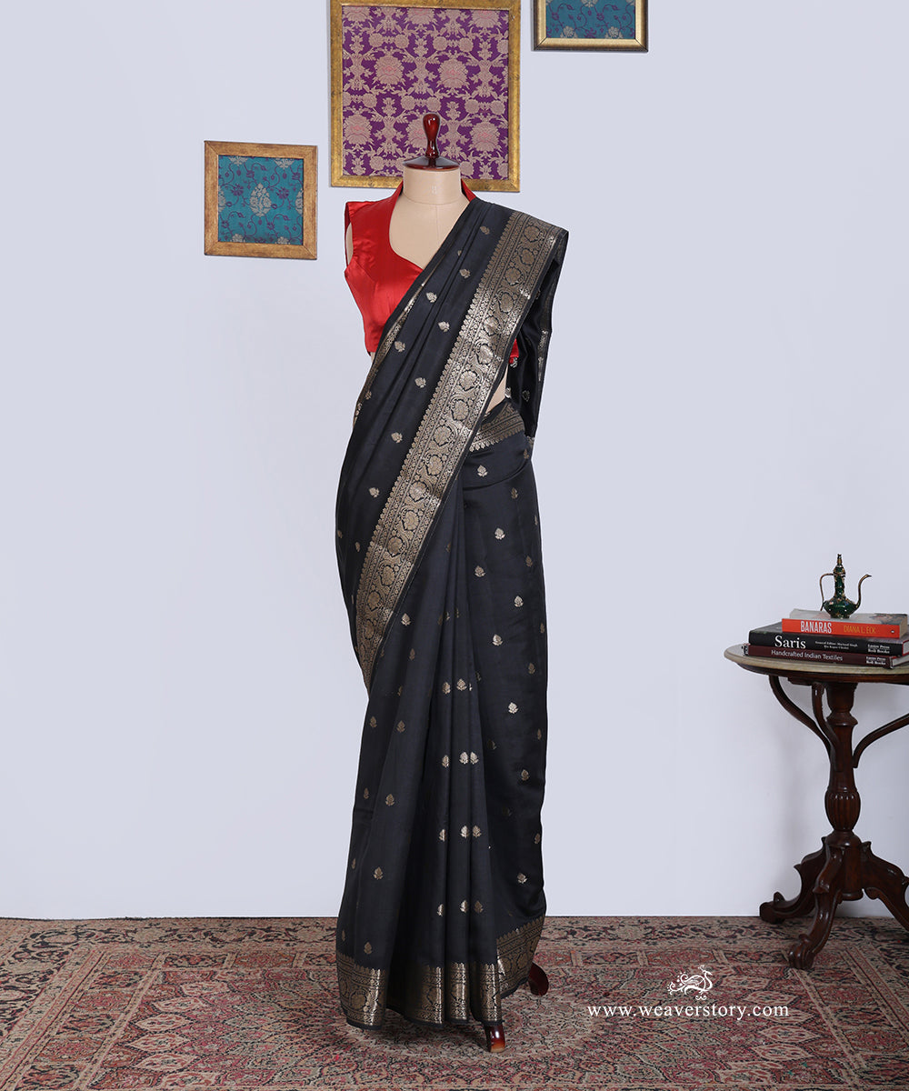 Black_Handloom_Pure_Chiniya_Silk_Banarasi_Saree_With_Cutwork_Boota_And_Havey_Blouse_WeaverStory_01