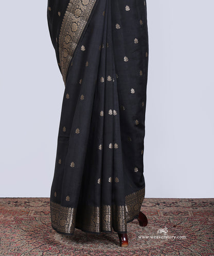 Black_Handloom_Pure_Chiniya_Silk_Banarasi_Saree_With_Cutwork_Boota_And_Havey_Blouse_WeaverStory_03