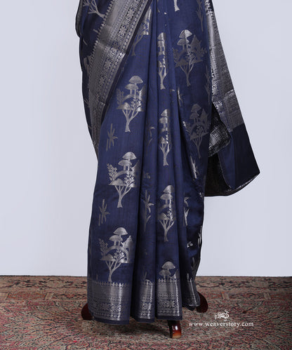 Gray_Handloom_Pure_Chiniya_Silk_Banarasi_Saree_With_Silver_Zari_Tree_Motifs_WeaverStory_03