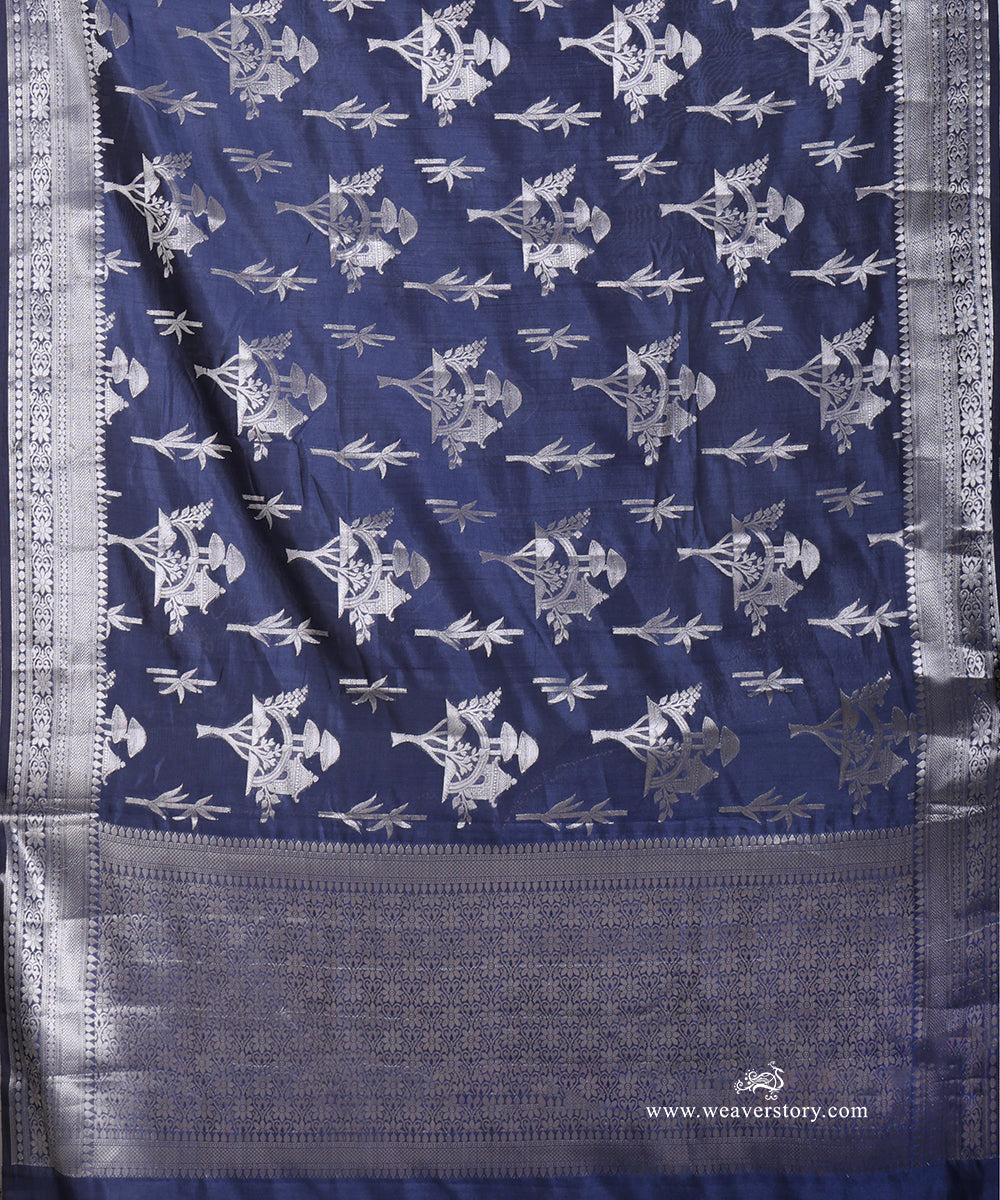 Gray_Handloom_Pure_Chiniya_Silk_Banarasi_Saree_With_Silver_Zari_Tree_Motifs_WeaverStory_04