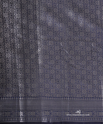 Gray_Handloom_Pure_Chiniya_Silk_Banarasi_Saree_With_Silver_Zari_Tree_Motifs_WeaverStory_05