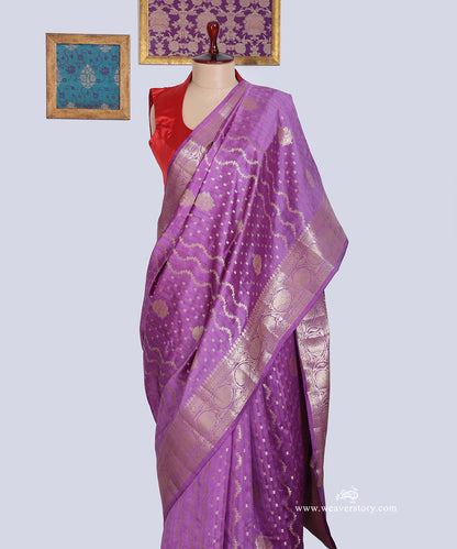 Mouve_Handloom_Pure_Chiniya_Silk_Banarasi_Saree_With_Gold_Zari_Flower_Border_WeaverStory_02