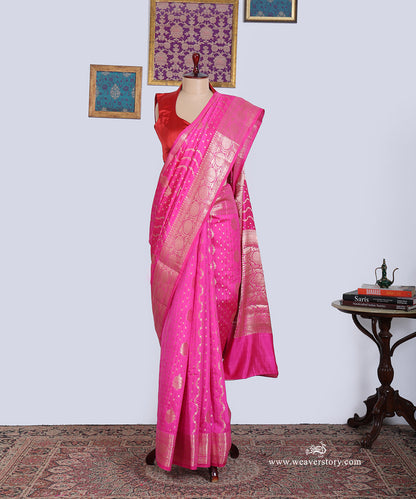 Pink_Handloom_Pure_Chiniya_Silk_Banarasi_Saree_With_Gold_Zari_Flower_Border_WeaverStory_01