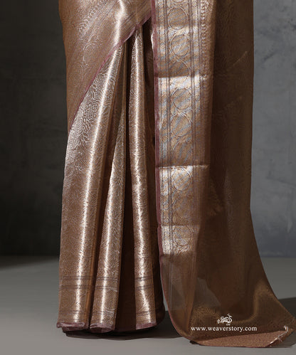 Rose_Gold_Handloom_Pure_Tissue_Silk_Banarasi_Kimkhab_Saree_WeaverStory_04