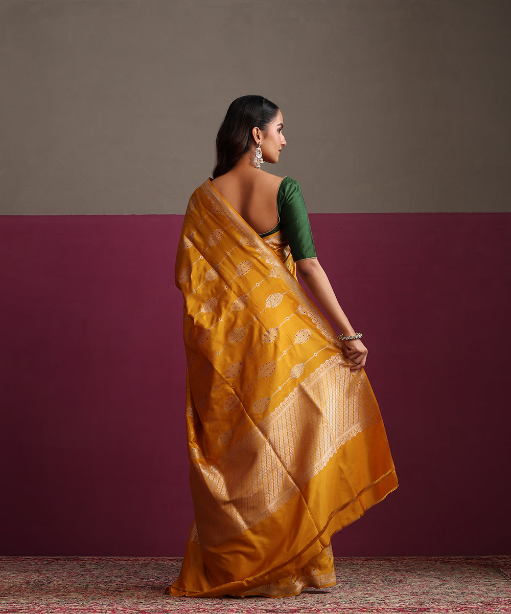 Mustard_Pure_Katan_Silk_Banarasi_Ektara_Saree_With_Multi_Meena_Kadhwa_WeaverStory_03