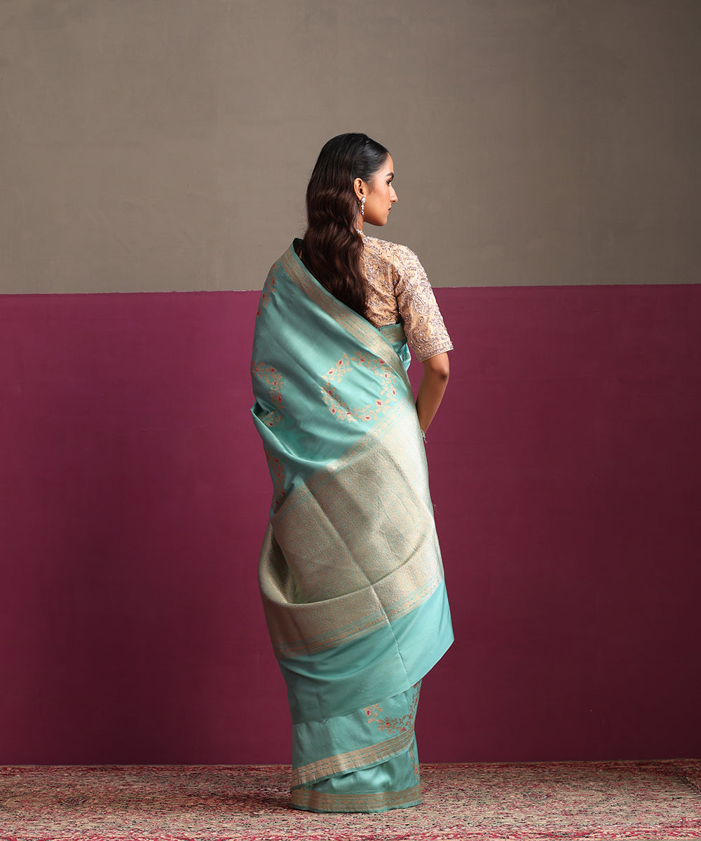 Ice_Blue_Pure_Katan_Silk_Banarasi_Kadhwa_Saree_With_Pink_Meena_WeaverStory_03