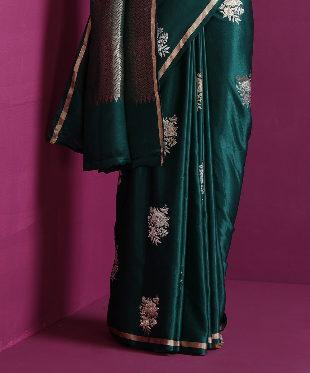 Green_Pure_Katan_Silk_Banarasi_Kadhwa_Saree_With_Scalloped_Border_WeaverStory_04