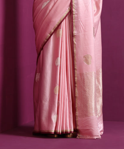 Baby_Pink_Pure_Satin_Silk_Banarasi_Kadhwa_Saree_With_Gold_Silver_Floral_Motifs_WeaverStory_04