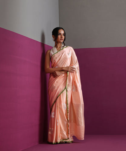 Maroon_Pure_Satin_Silk_Banarasi_Kadhwa_Saree_With_Gold_Silver_Guldasta_Motifs_WeaverStory_02