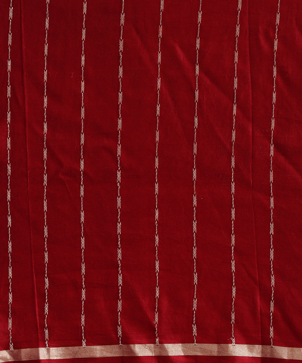 Saffron_Pure_Tussar_Silk_Banarasi_Kadhwa_Saree_With_Floral_Motifs_WeaverStory_05