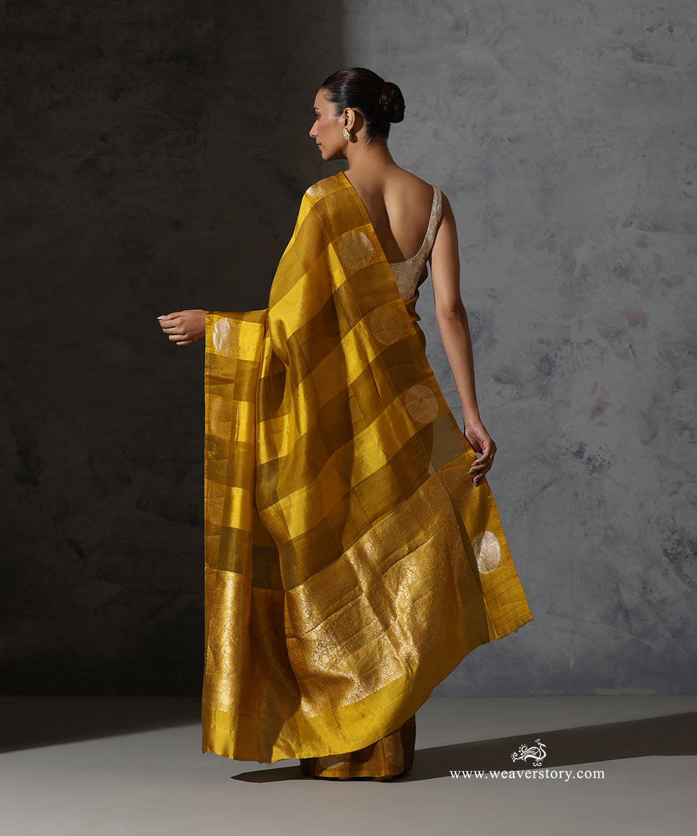Olive_&amp;_Yellow_Pure_Kora_Silk_Banarasi_Saree_With_Sona_Rupa_Zari_WeaverStory_03