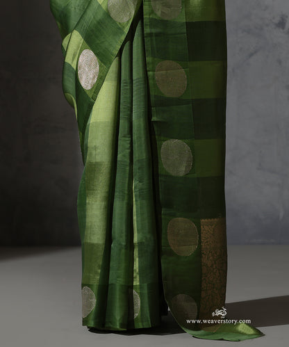 Green_Pure_Kora_Silk_Banarasi_Saree_With_Sona_Rupa_Zari_WeaverStory_04