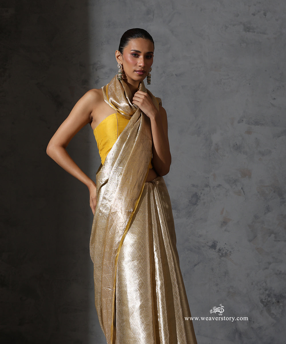 Yellow_Pure_Tissue_Kora_Silk_Banarasi_Anmol_Zari_Tanchoi_Saree_WeaverStory_01