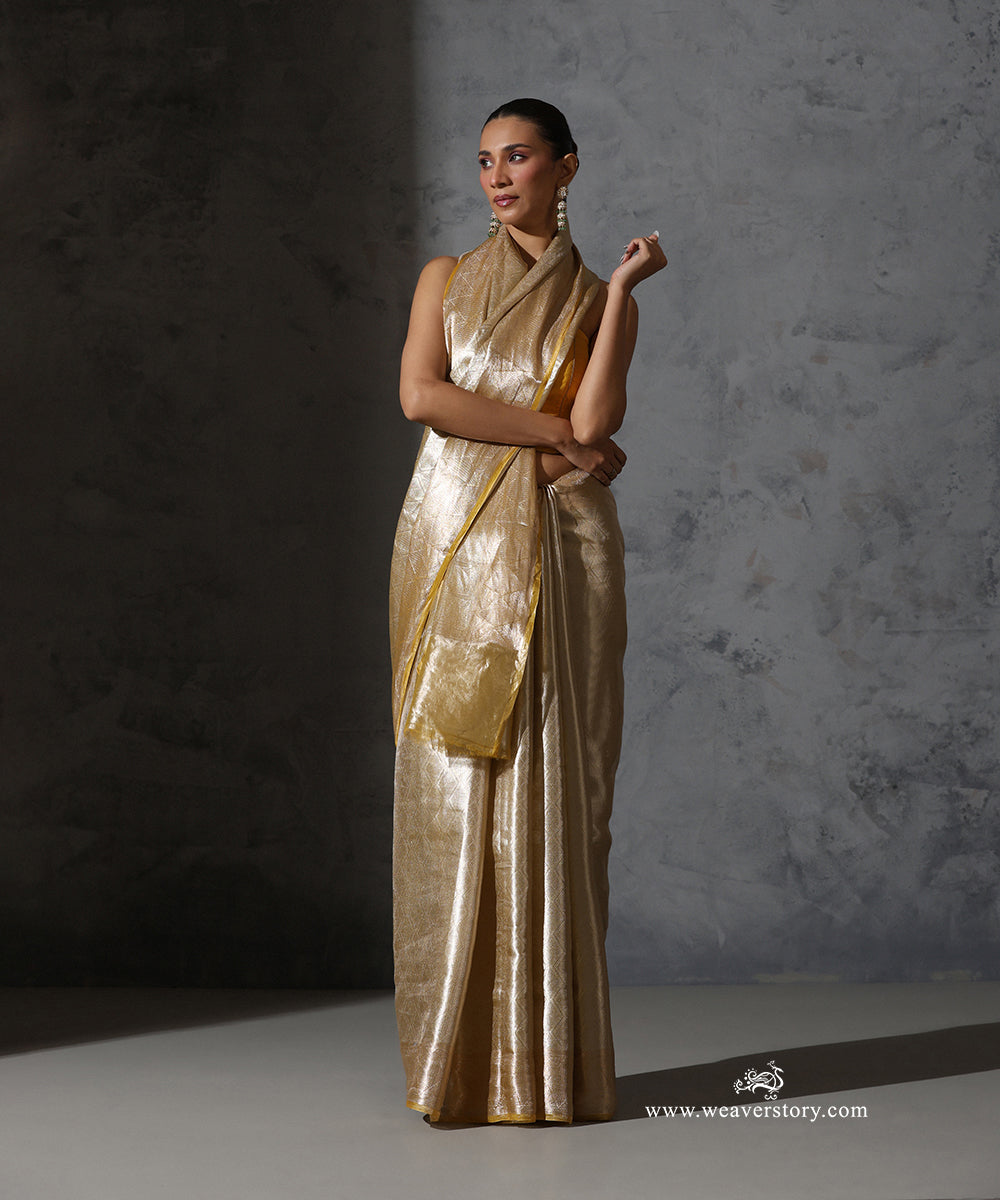 Yellow_Pure_Tissue_Kora_Silk_Banarasi_Anmol_Zari_Tanchoi_Saree_WeaverStory_02