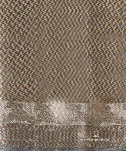 Gold_&amp;_Grey_Pure_Tissue_Kora_Silk_Banarasi_Tanchoi_Saree_With_Silver_Zari_Border_WeaverStory_05