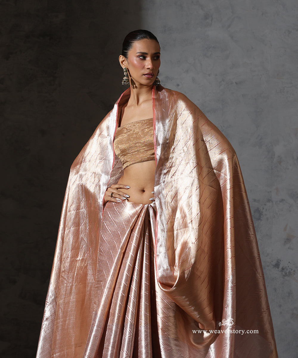 Peach_Pure_Tissue_Kora_Silk_Banarasi_Tanchoi_Saree_With_Sona_Rupa_Zari_WeaverStory_01