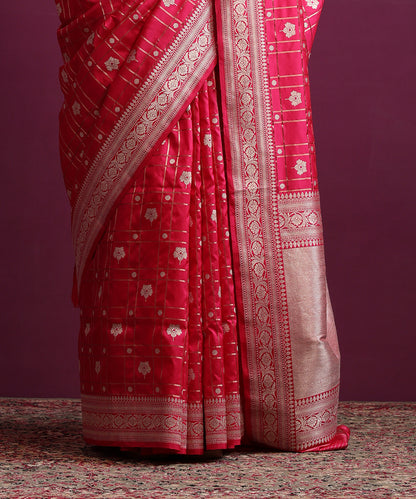 Hot_Pink_Pure_Katan_Silk_Banarasi_Checks_Saree_With_Meena_Silver_Zari_Booti_WeaverStory_04