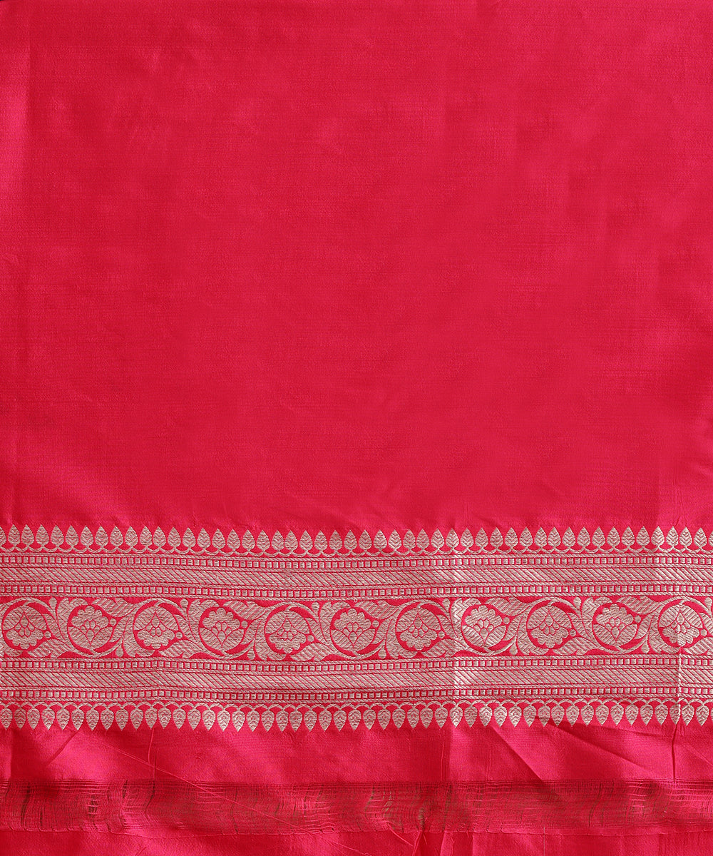 Hot_Pink_Pure_Katan_Silk_Banarasi_Checks_Saree_With_Meena_Silver_Zari_Booti_WeaverStory_05