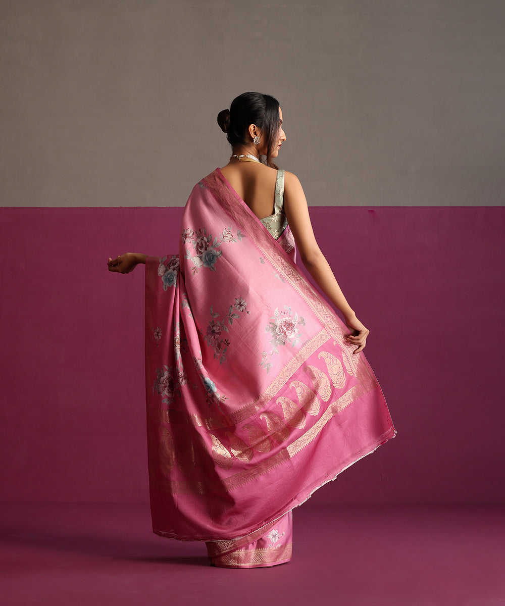 Baby_Pink_Pure_Katan_Mashru_Silk_Digital_Print_Banarasi_Saree_With_Gold_Zari_Border_WeaverStory_03