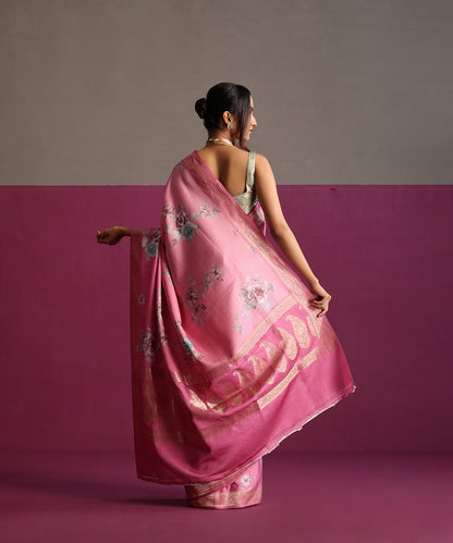 Baby_Pink_Pure_Katan_Mashru_Silk_Digital_Print_Banarasi_Saree_With_Gold_Zari_Border_WeaverStory_03